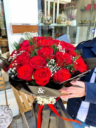 25 Kırmızı Güllü Buket, Kütahya'da çiçekçi