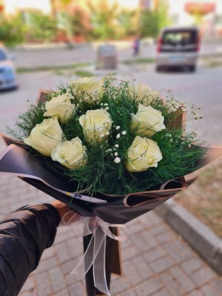 10 Beyaz Gül Buketi, Kütahya çiçek siparişi